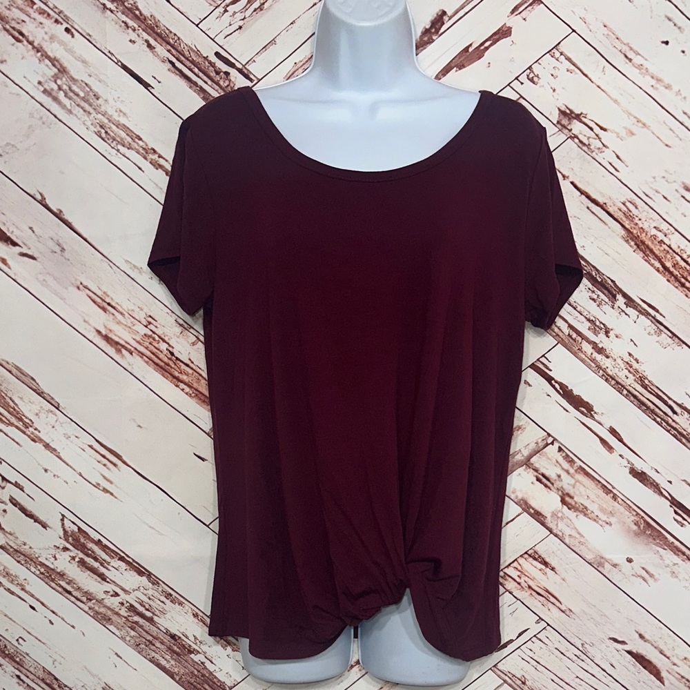 Nwt Late August Women's Short Sleeve Burgundy Top